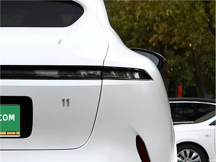 2023 NEW Avita 11 Huawei EV Luxury SUV