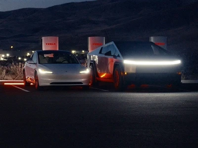 Cybertrucki laadimiskiirus on täiendatud: Tesla V4 ülelaadijad toetavad täiel...