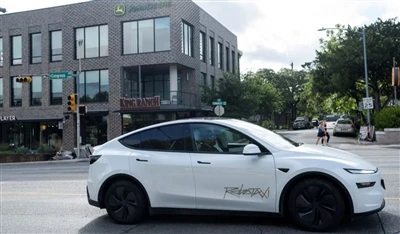 Tesla käivitab Texases autonoomse Robotaxi teenuse ja hakkab vedama maksvaid ...